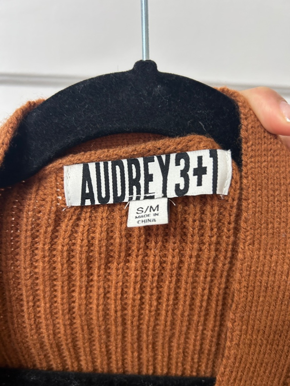Cropped Button-Front Cardigan - Rust - Picture 2 of 5